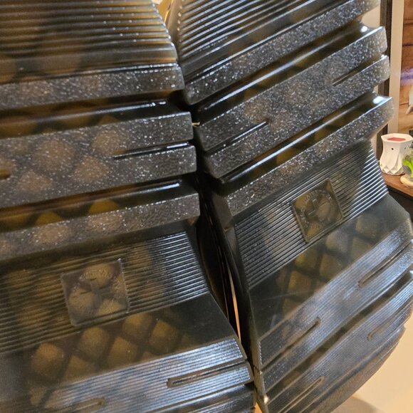 Genuine Dr. Martens Tarik Zip Boots ( Men Size: US 10 UK 9 ) Olive / Green NEW - Picture 8 of 15